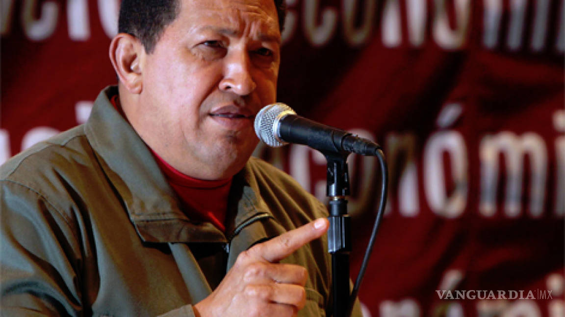 Chávez rechaza eventual transición por su enfermedad