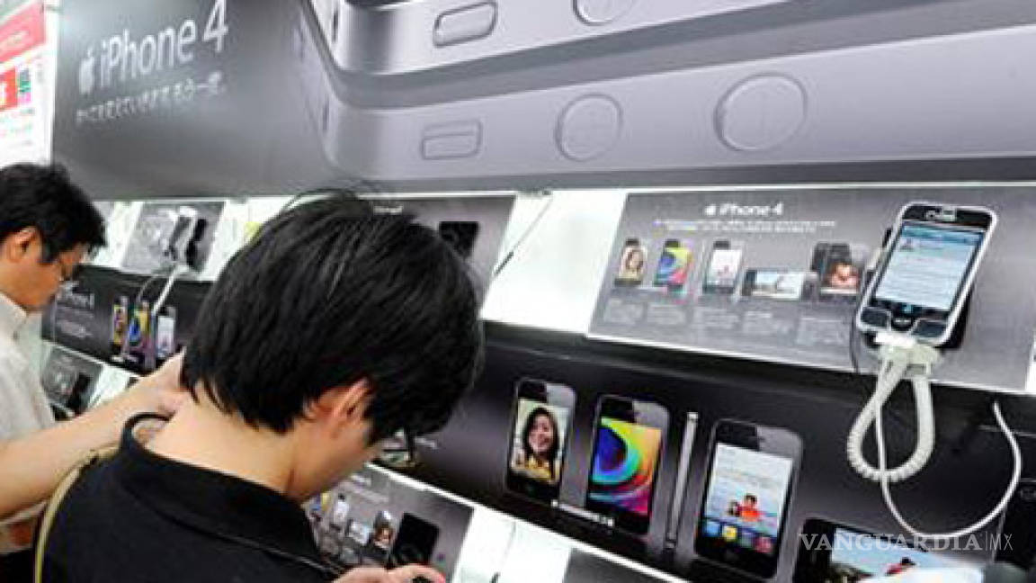 Apple responde a problemas del Iphone 4