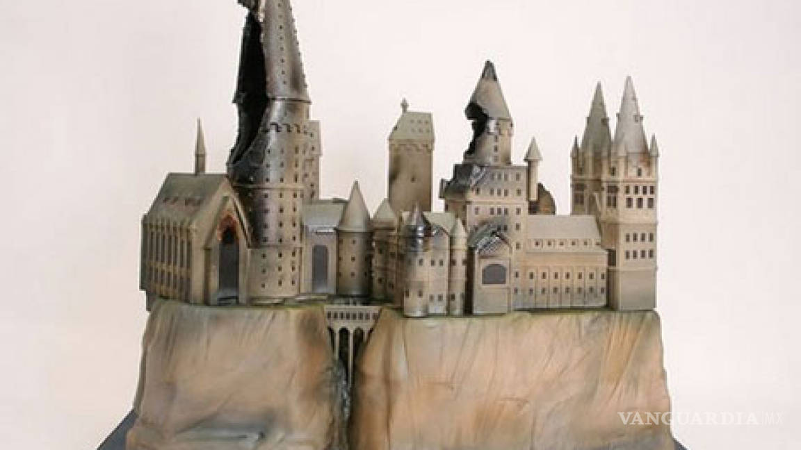 Elaboran pastel de la ciudad del encanto de Harry Potter