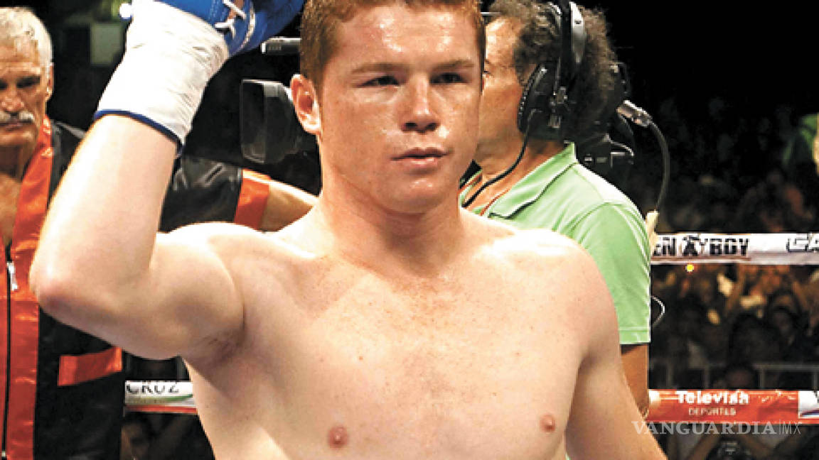 Canelo Alvarez supera arrastre de El Alacrán Torres