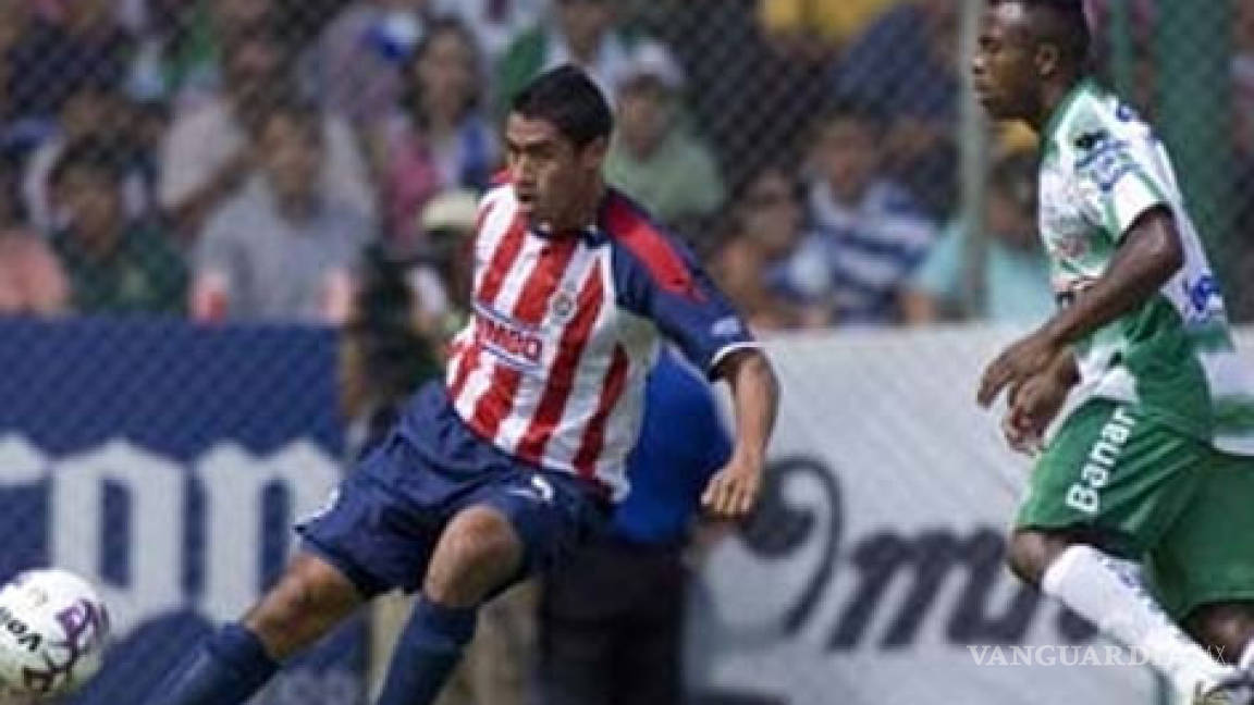 Chivas reciben al Santos en busca del boleto a la Liguilla