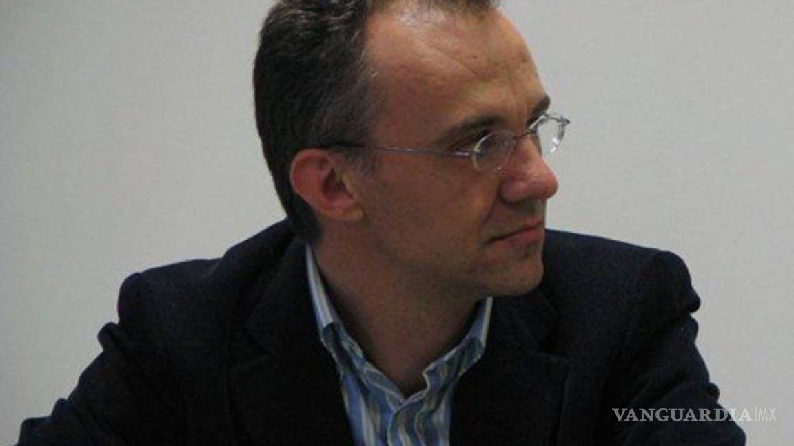 Julio Alonso "Intentan preservar un modelo antiguo"