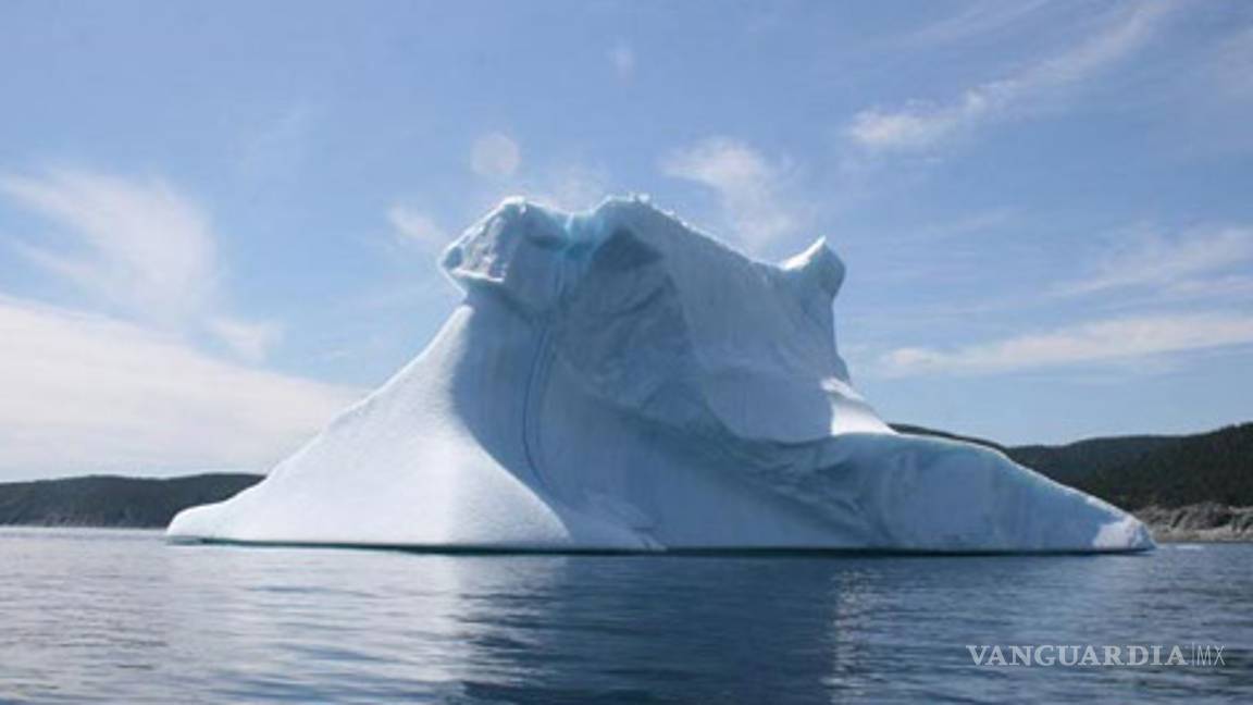 Se desprende iceberg el doble de grande que Manhattan