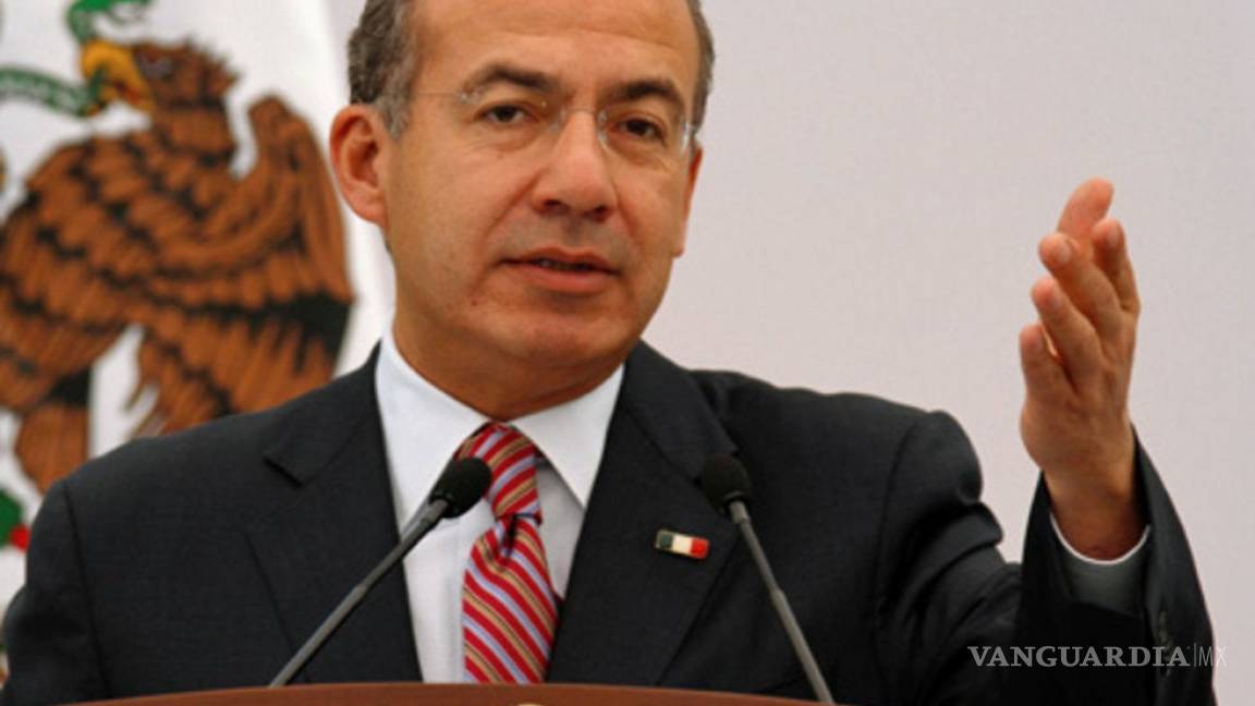 Revive Calderón negativa de registro a México Libre
