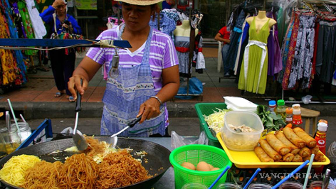 Comida callejera de Tailandia ofrece deliciosos manjares