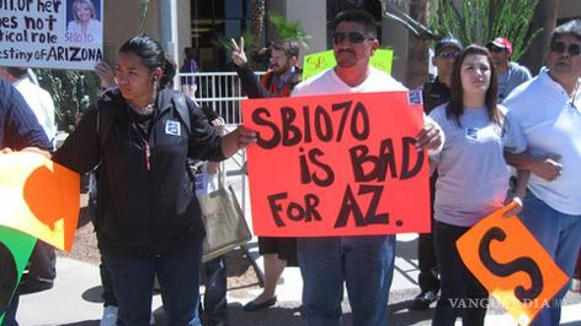 Batalla contra la inmigración indocumentada se libra en Arizona