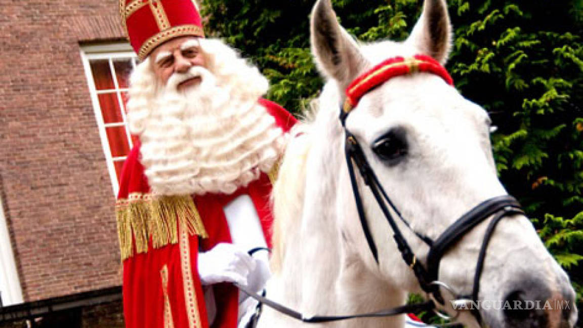 &quot;Amerigo&quot;, el caballo blanco de Santa Claus se jubila tras 22 años