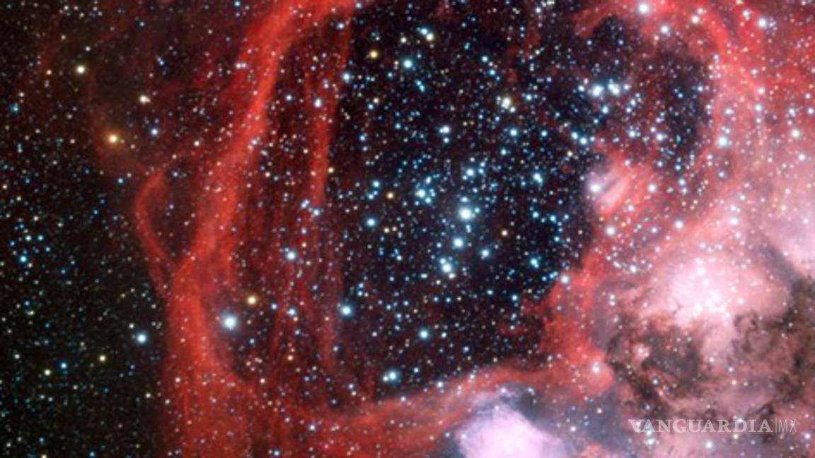 ESO capta súper burbuja en Gran Nube de Magallanes
