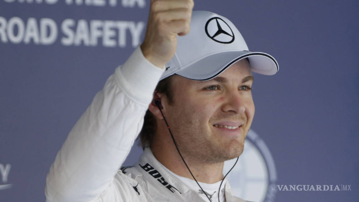Rosberg consigue la 'pole' en Rusia; 'Checo' saldrá séptimo