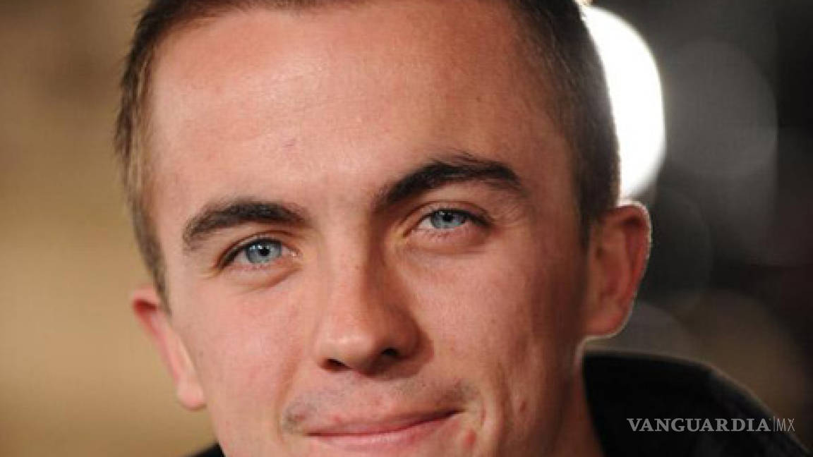 Confisca la Policía una arma en la casa de Frankie Muniz