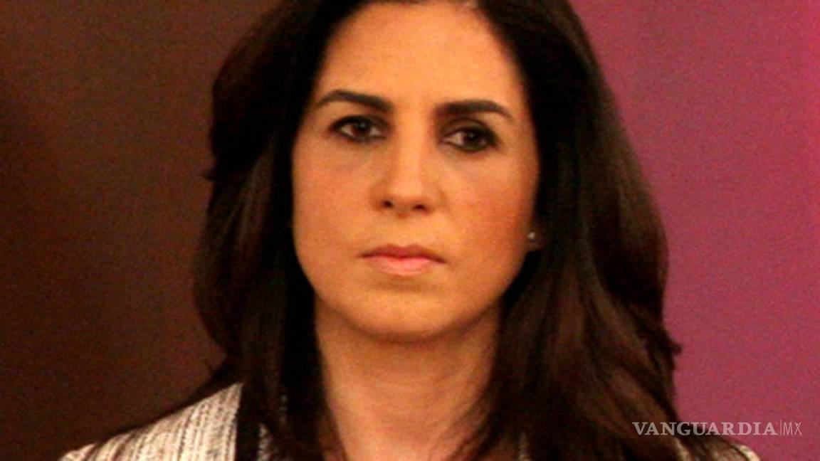 Patricia Flores se declara 'calderonista'