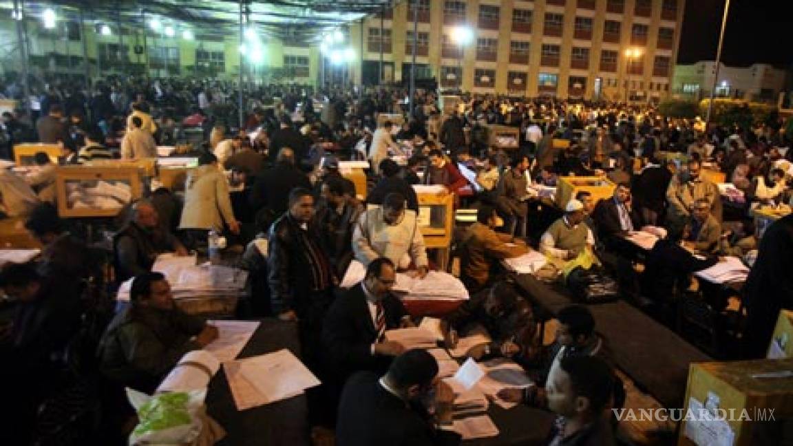 Islamistas se perfilan como ganadores de las elecciones egipcias