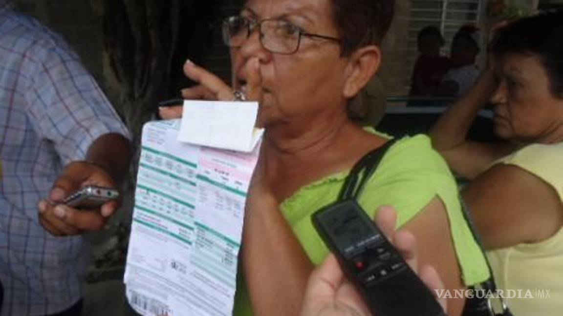 Protestan en Coahuila contra altos cobros de CFE