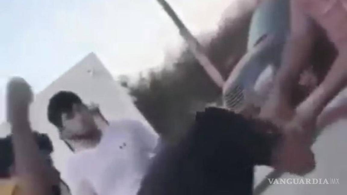 Padre e hijo golpean a alumno de secundaria en Múzquiz, Coahuila (video)
