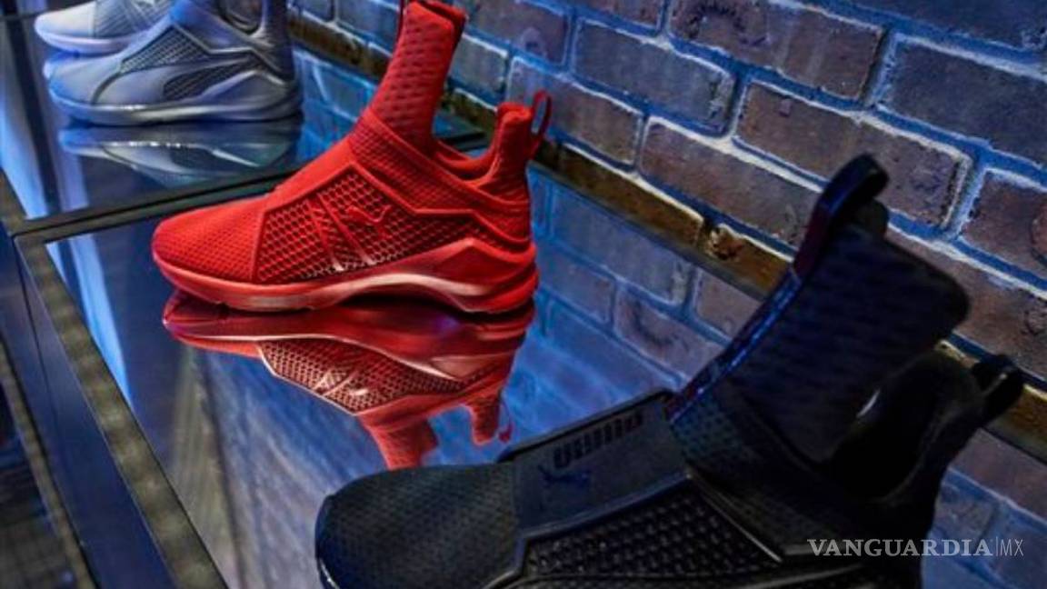 $!"Si los locos Addams hicieran ejercicio usarían mi nueva colección de ropa": Rihanna