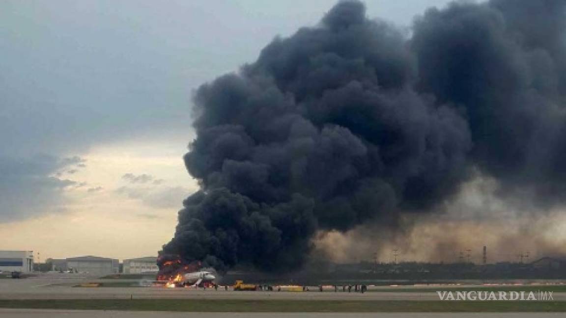 Avionazo en Rusia deja 40 muertos