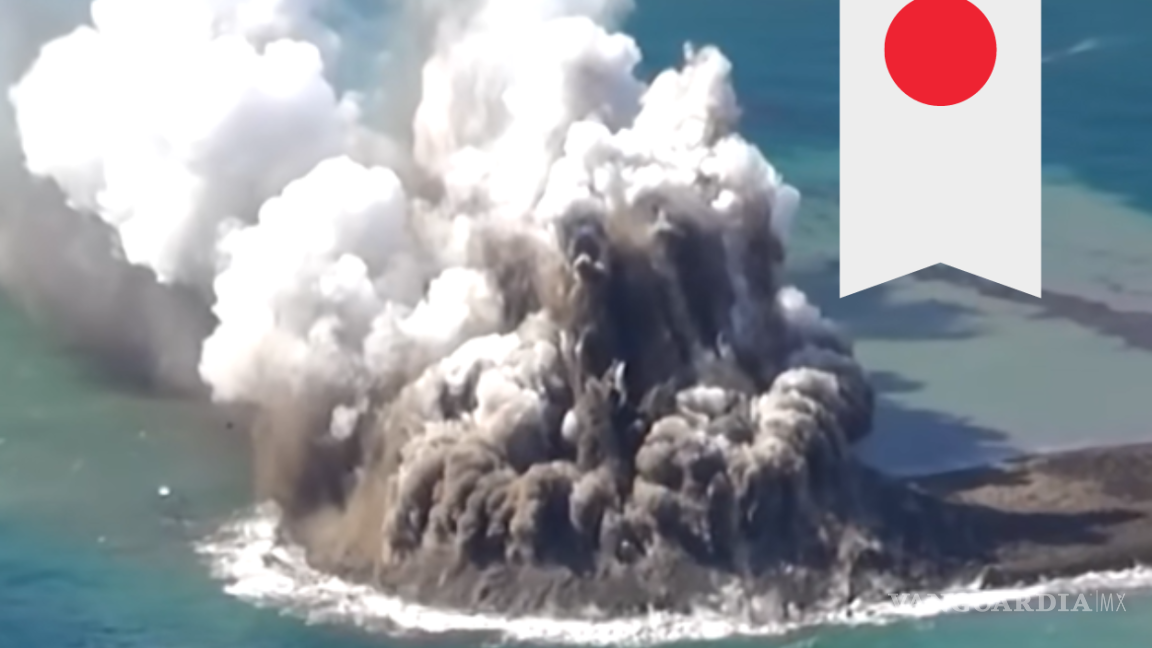 Impresionante... Erupción de volcán submarino crea una nueva isla en Japón (video)