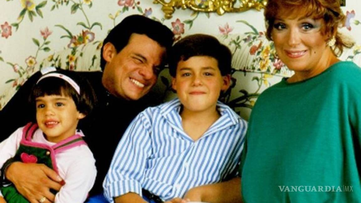 $!José José fue violado de niño, afirma su ex esposa Anel