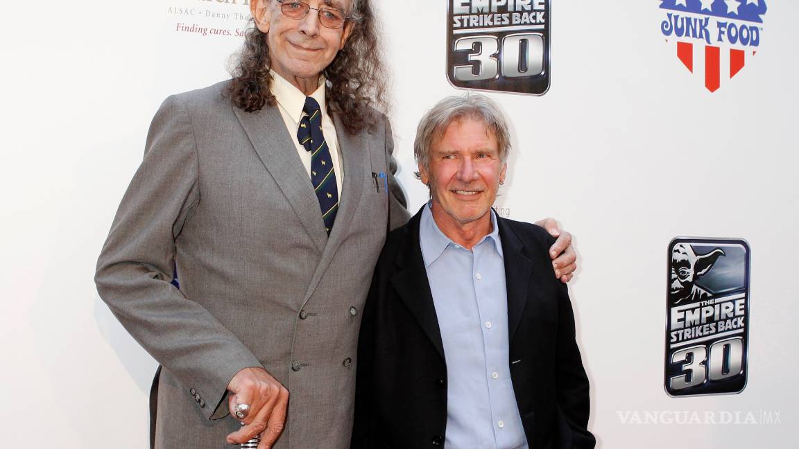 $!Harrison Ford se despide de su "compañero y amigo" Peter Mayhew