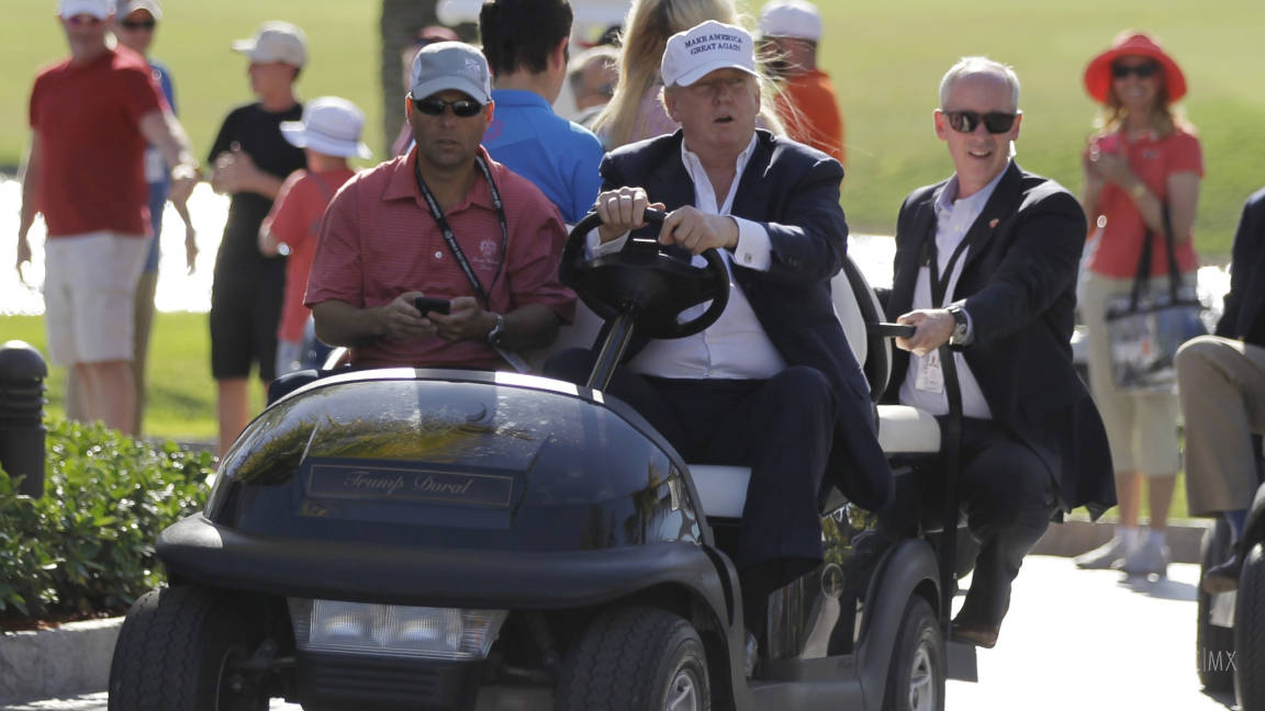Trump ha pasado 17 días en campos de golf desde que llegó a la Casa Blanca