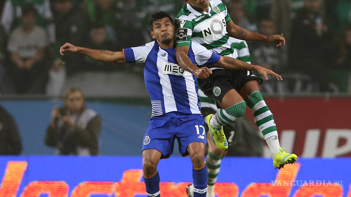Brillan mexicanos en goleada del Porto