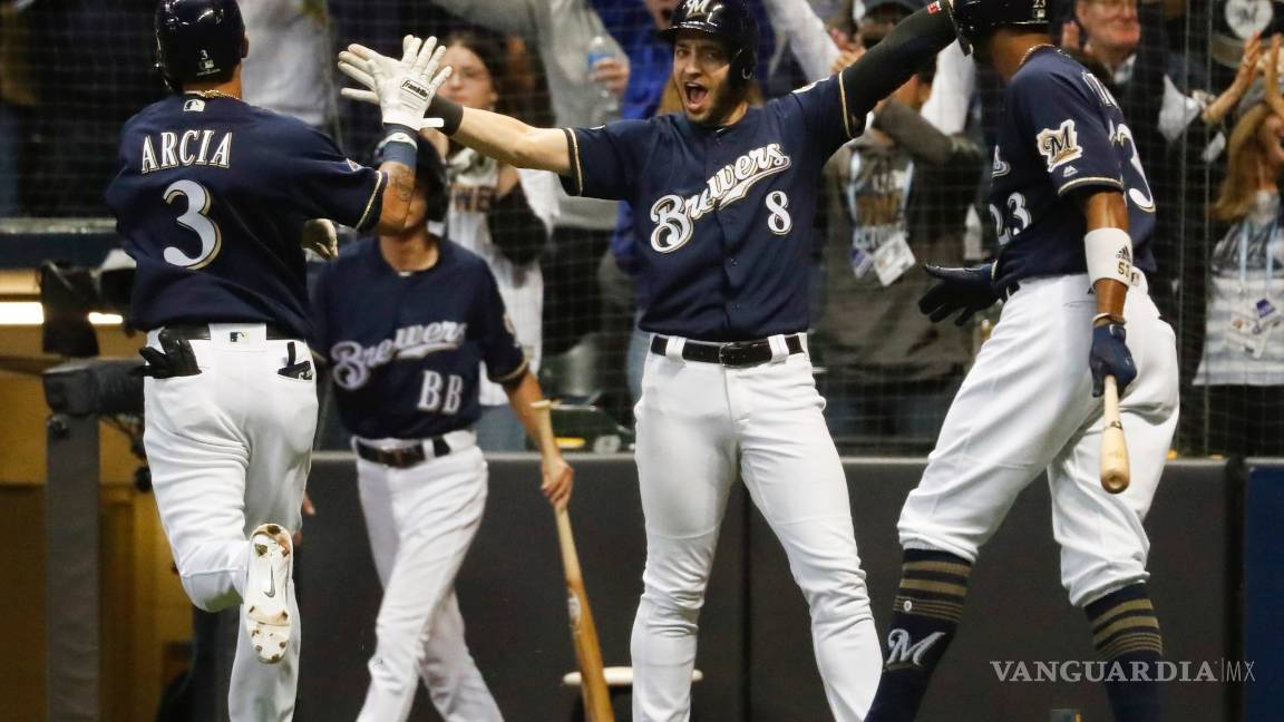 $!Milwaukee toma la ventaja en la Serie Divisional ante Colorado
