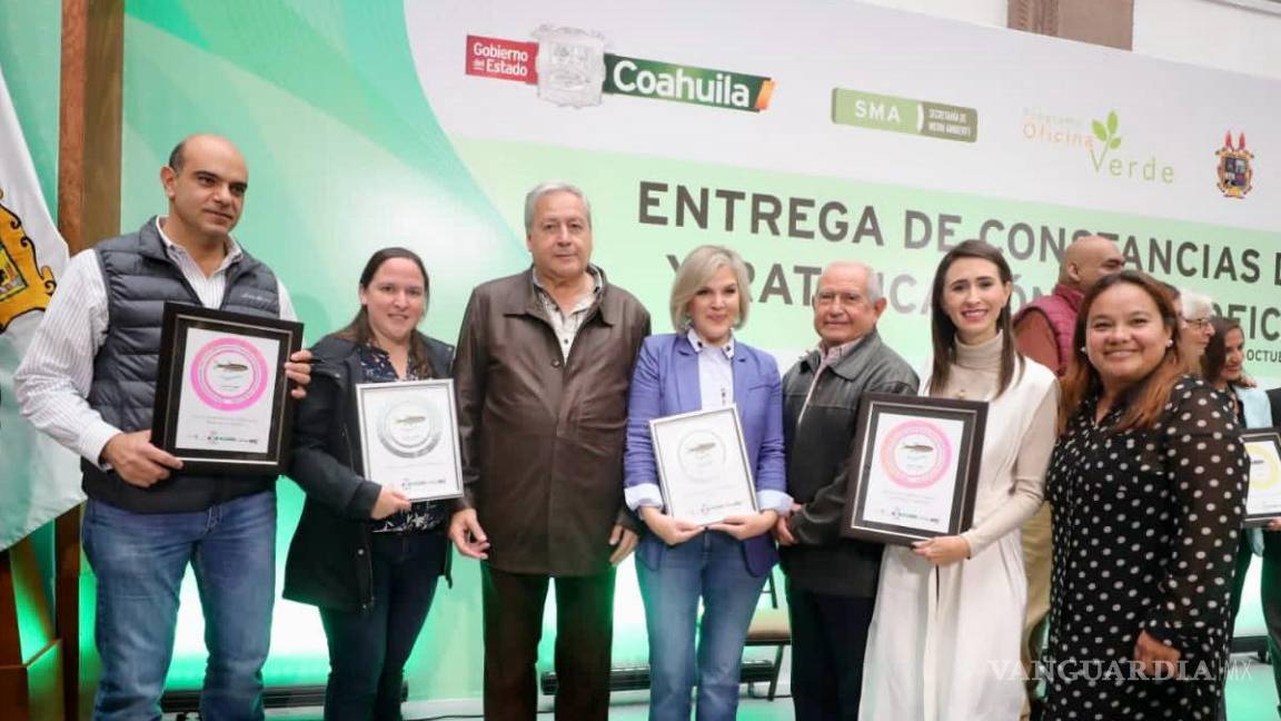 $!El Alcalde destacó que este reconocimiento refleja la importancia de continuar trabajando juntos para proteger el medio ambiente.