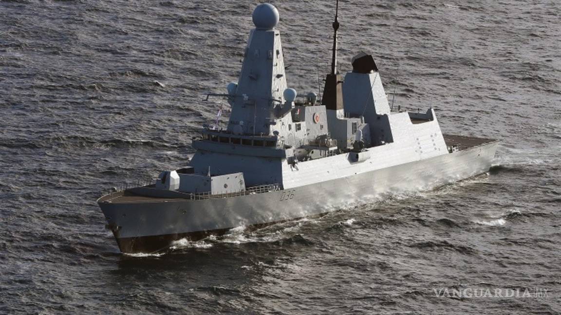 Rusia abre fuego de advertencia contra destructor británico en el mar Negro, Reino Unido lo niega