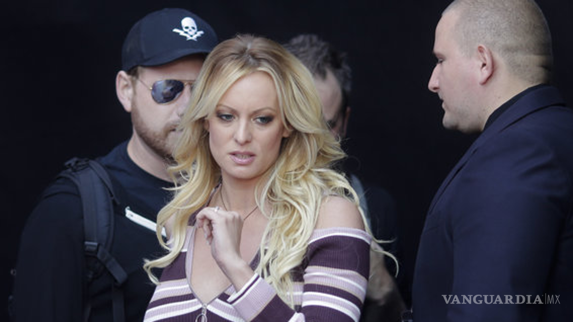 $!Stephanie Clifford, conocida como Stormy Daniels, señaló en el pasado que dicha cantidad pertenecía a los gastos de campaña de Trump