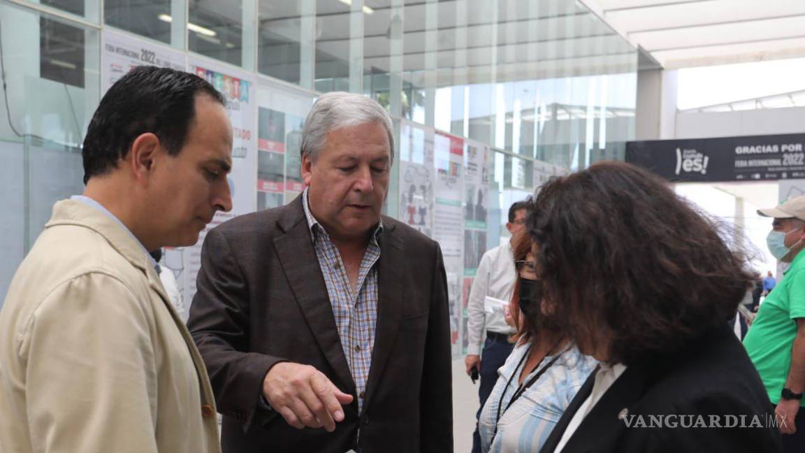 ‘La lectura es la puerta hacia el futuro’, dice Alcalde de Saltillo