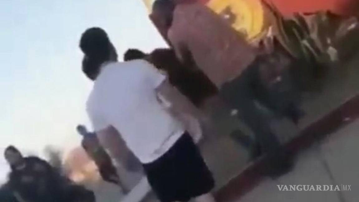 Padre e hijo golpean a alumno de secundaria en Múzquiz, Coahuila (video)