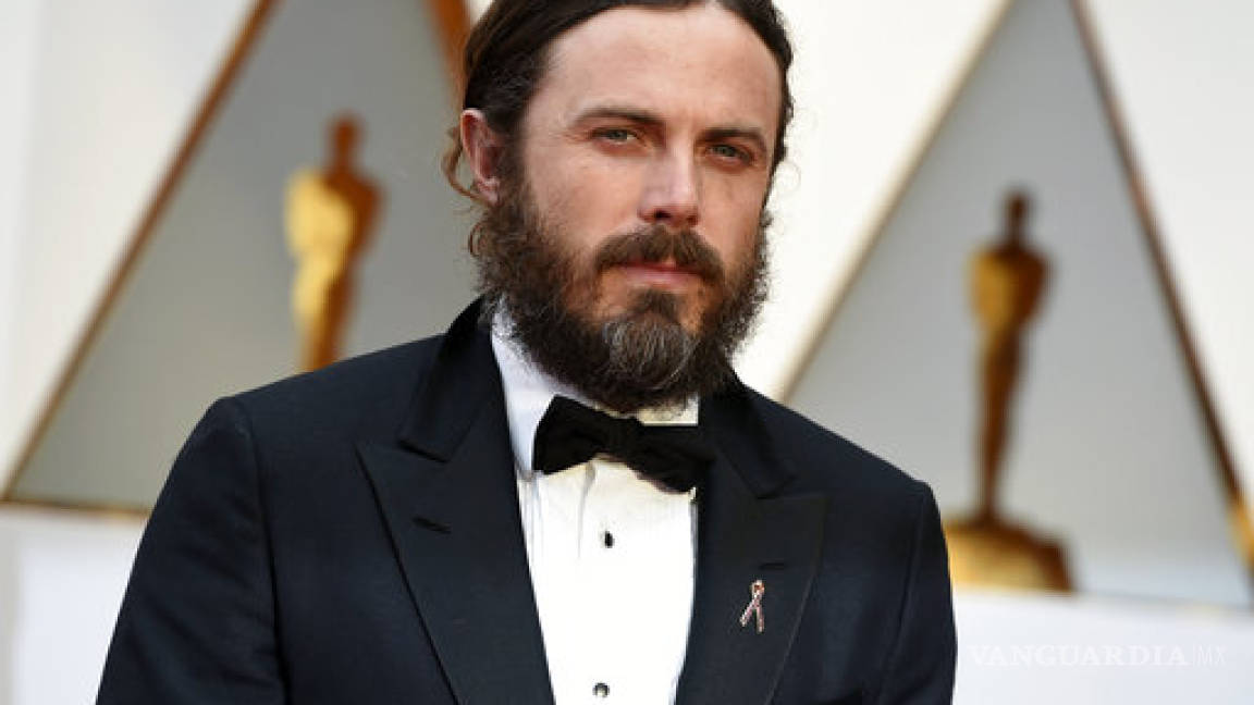 Casey Affleck no presentará el Óscar a mejor actriz tras polémica por acoso