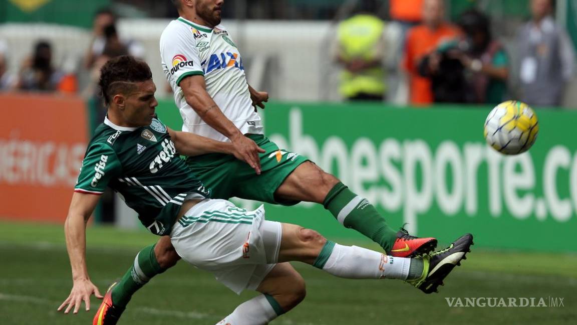 $!Amputan pierna a jugador de Chapecoense que sobrevivió al accidente