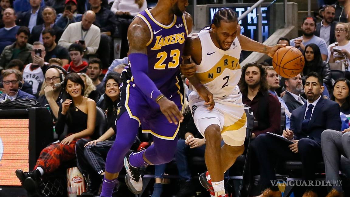 $!Kawhi Leonard podría armar un 'trabuco' con LeBron James y Anthony Davis en los Lakers