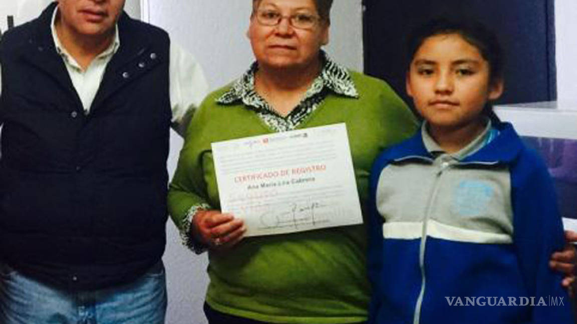 Entregan primeros Seguros de Vida para Jefas de Familia en Coahuila