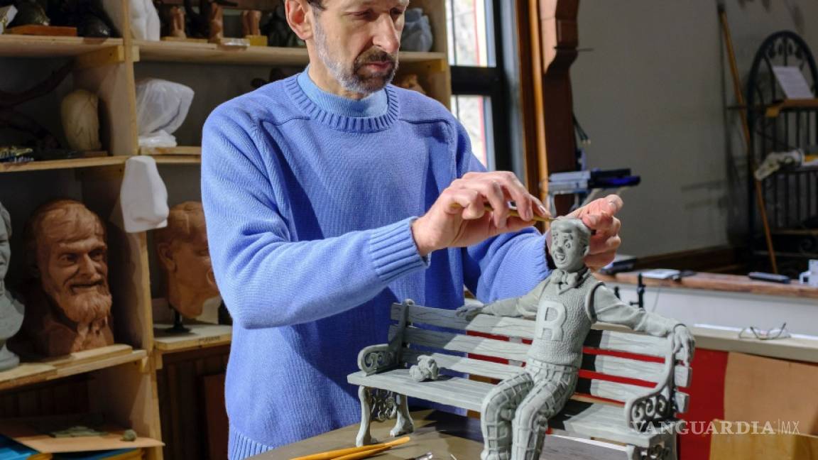 $!Bob Montana, ilustrador de “Archie”, es honrado con una estatua