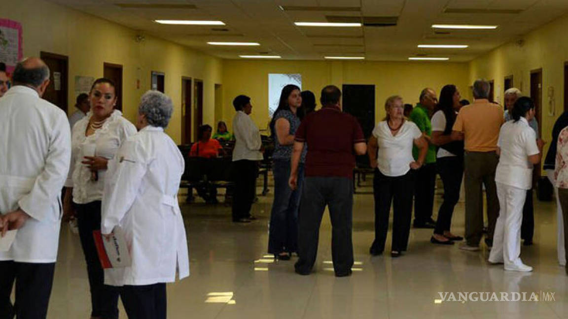 Falta de medicina y festejo paralizan hospitales en La Laguna