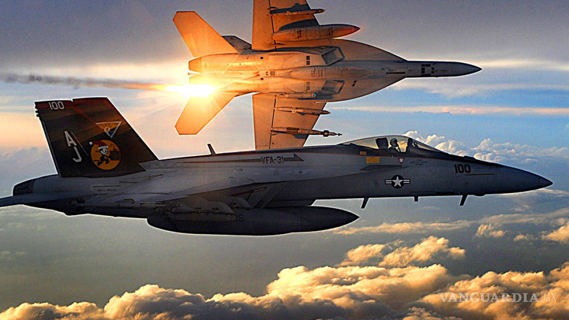 Chocan aviones de guerra de EU en Carolina del Norte