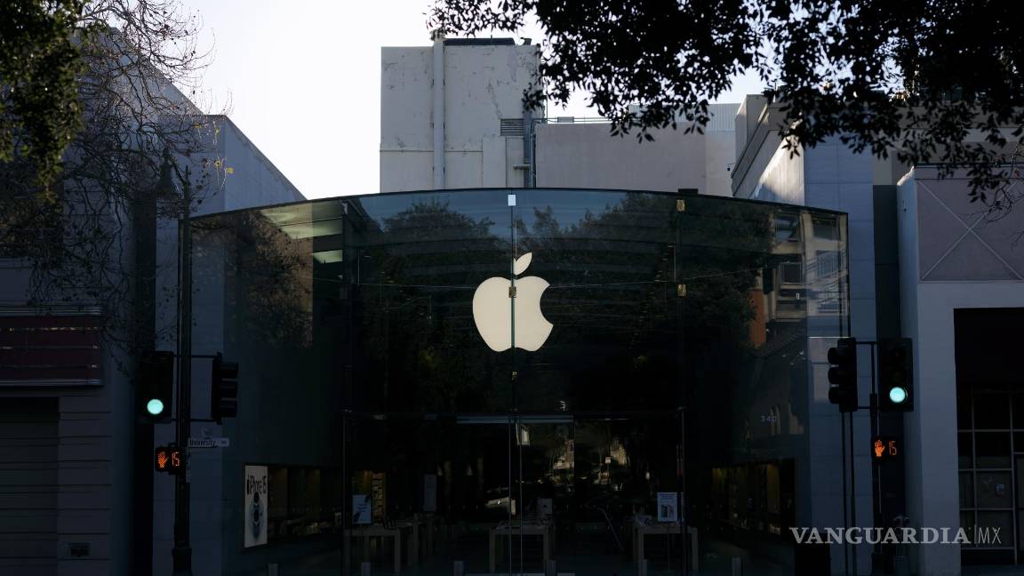 $!Una Apple Store en Palo Alto, California. Desacuerdos internos sobre la dirección del automóvil Apple hicieron que el esfuerzo fracasara.