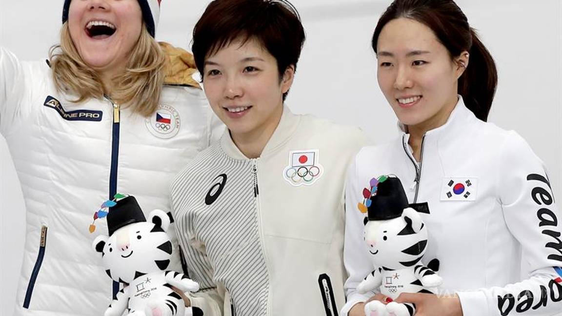 $!Japonesa rompe el récord olímpico en patinaje de velocidad