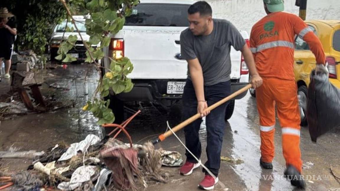 $!Operativo relámpago limpia daños tras lluvias en Torreón