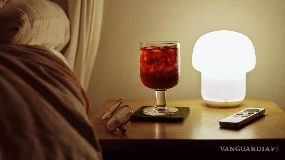 ¿Será cierto que este cóctel que se ha hecho viral te ayudará a conciliar el sueño?