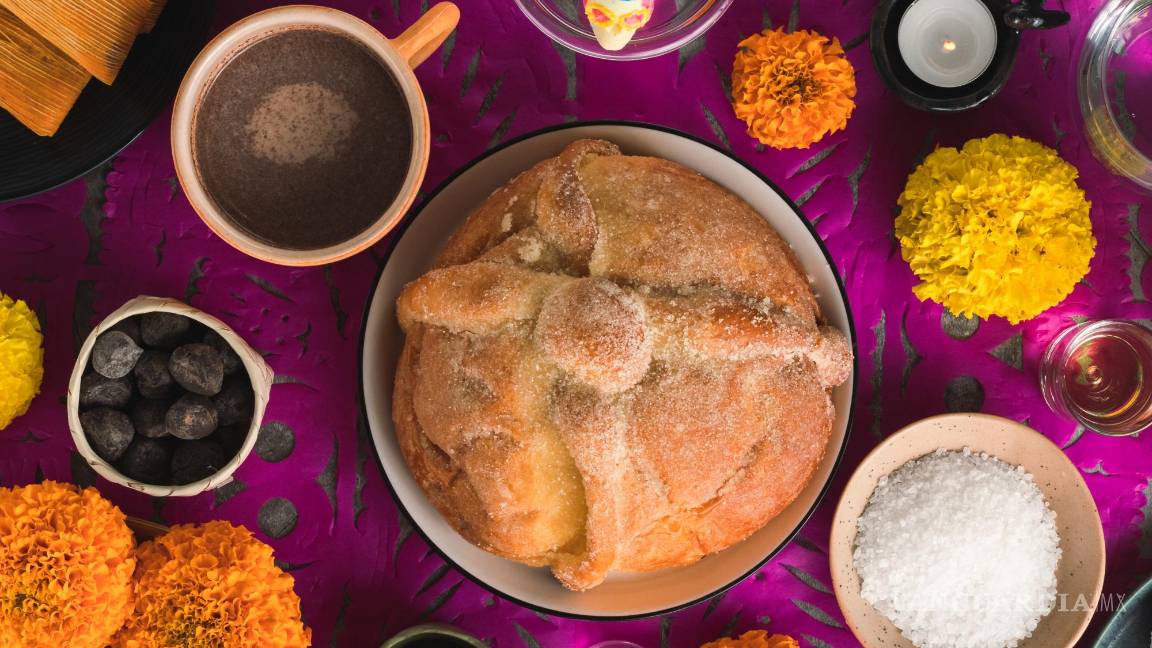 $!Uno de los elementos más importantes y representativos de esta celebración es el altar de muertos que se instala en honor a las personas que amamos, pero que ya no están con nosotros