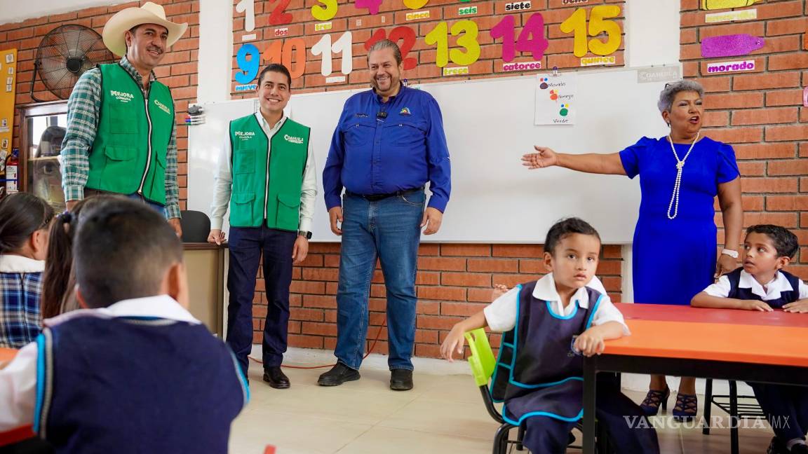 Entregan aula didáctica en Ramos Arizpe como parte del programa educativo estatal y municipal