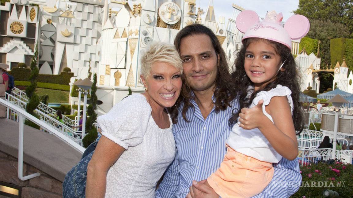 $!Yuri cantará hoy a las mamás