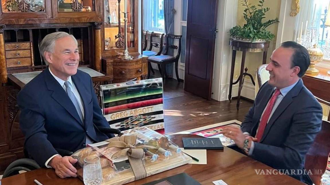 Manolo Jiménez se reúne con Greg Abbott, gobernador de Texas