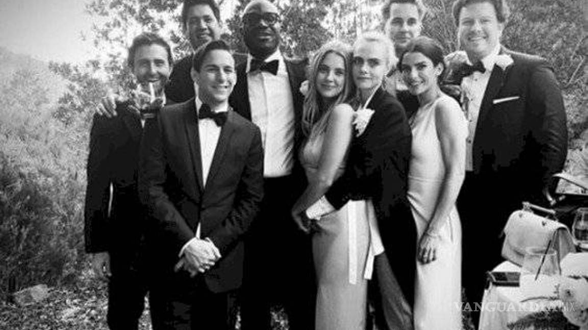 $!Cara Delevinge y su novia se casan en secreto