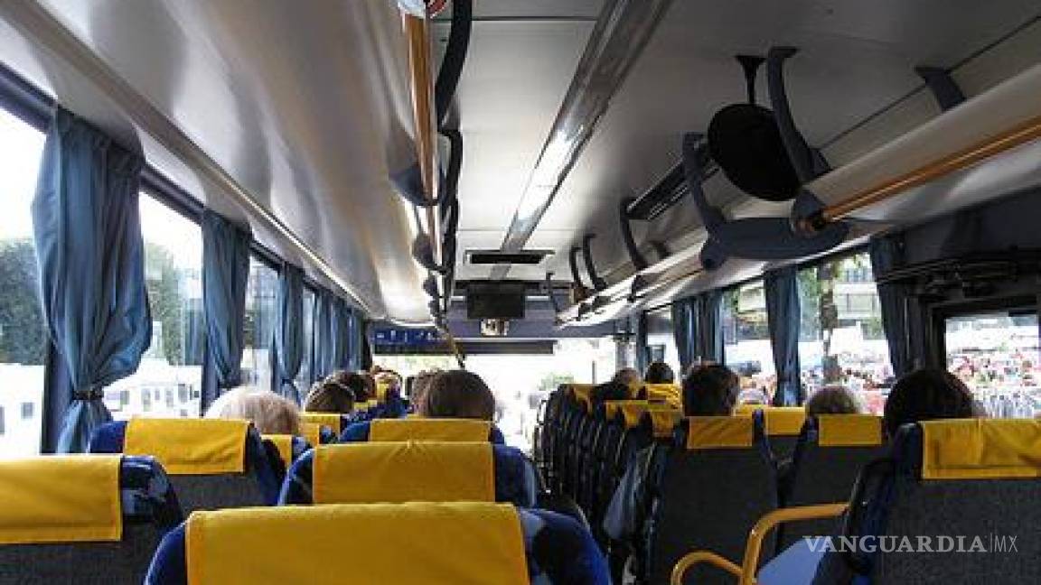 Reportan asalto de autobús en la carretera Torreón-Saltillo