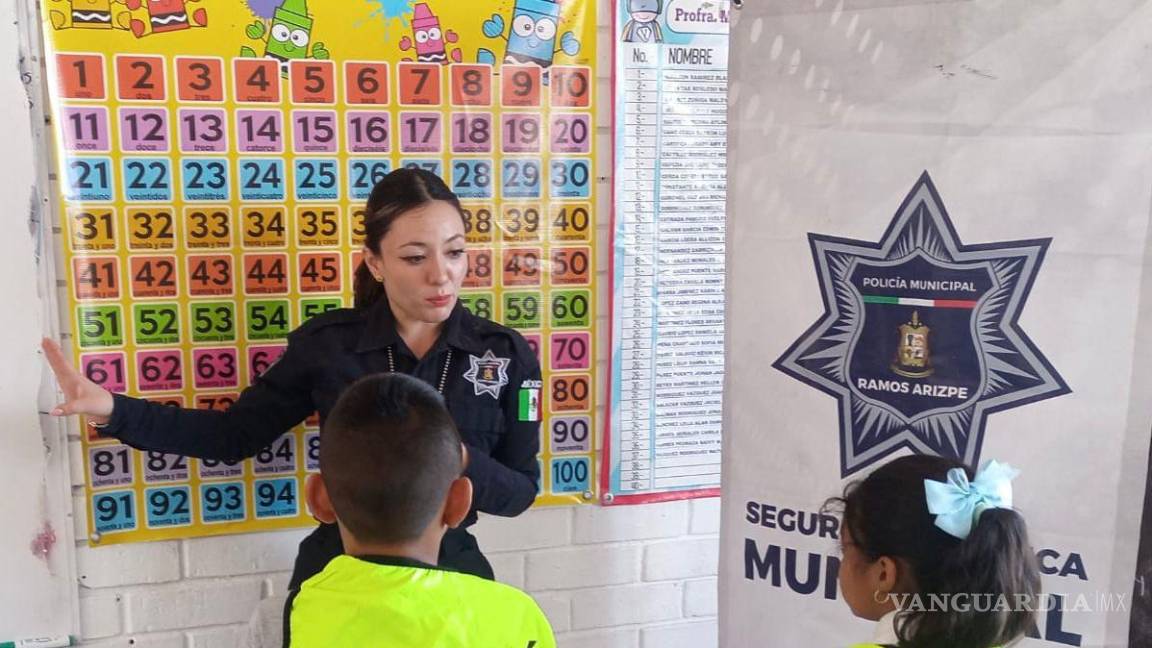 Ramos Arizpe refuerza seguridad y proximidad con pláticas en escuelas