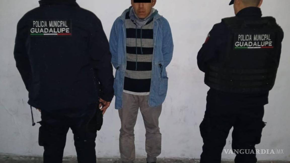 Joven es detenido en NL por retener a su papá y amenazarlo de muerte para exigirle dinero